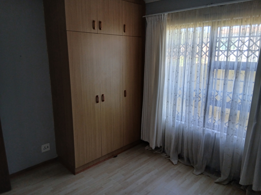 3 Bedroom Property for Sale in Pellsrus Eastern Cape